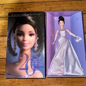 2002 Edition Members Choice TWILIGHT GALA BARBIE